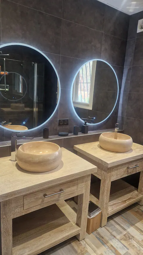 salle d'eau avec double vasque villa Seignosse